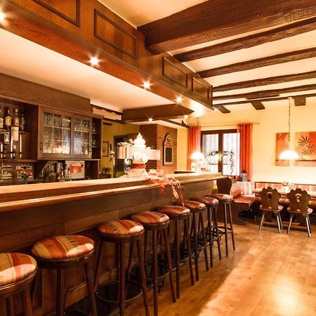Hotel- Restaurant Zum Hirsch Großenlüder Eksteriør billede